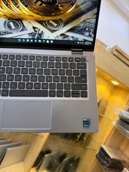 Picture of Dell latitude 7420 2-in-1