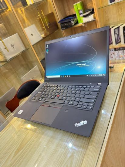 Picture of Lenovo ThinkPad T14 Touchscreen