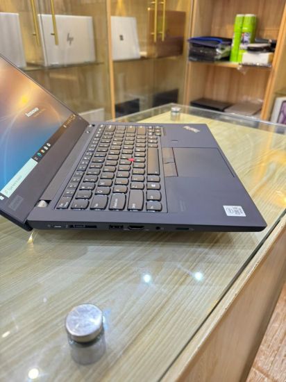 Picture of Lenovo ThinkPad T14 Touchscreen